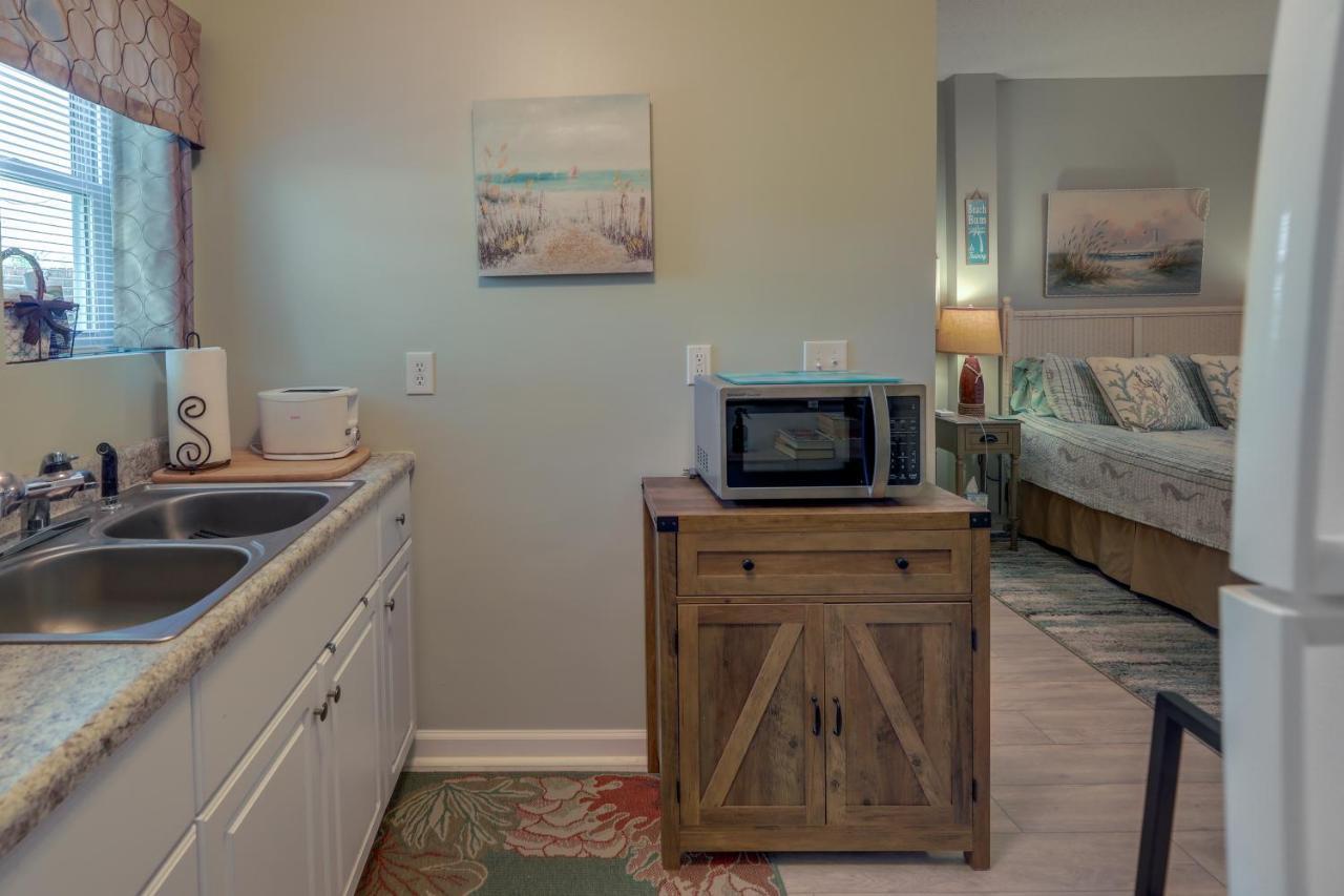 Sneads Ferry Vacation Rental Studio With Water Views Екстер'єр фото