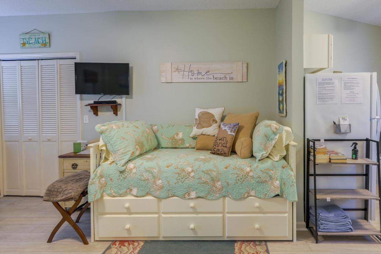 Sneads Ferry Vacation Rental Studio With Water Views Екстер'єр фото