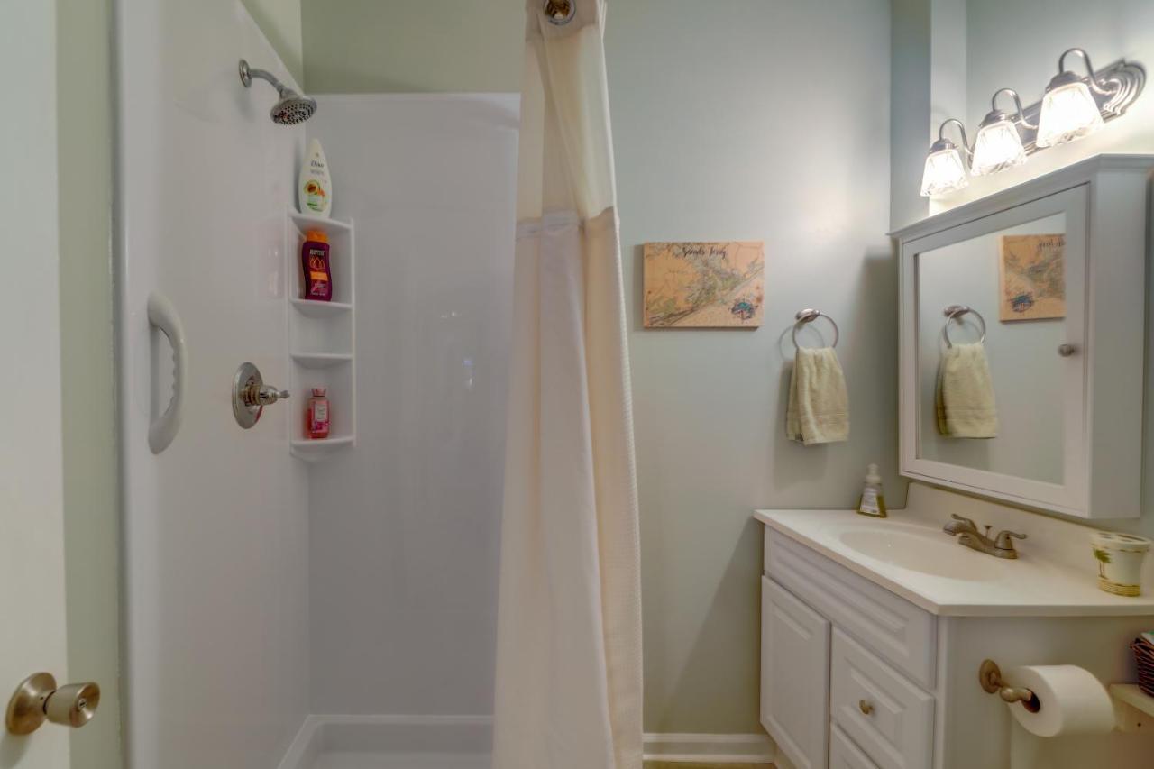 Sneads Ferry Vacation Rental Studio With Water Views Екстер'єр фото