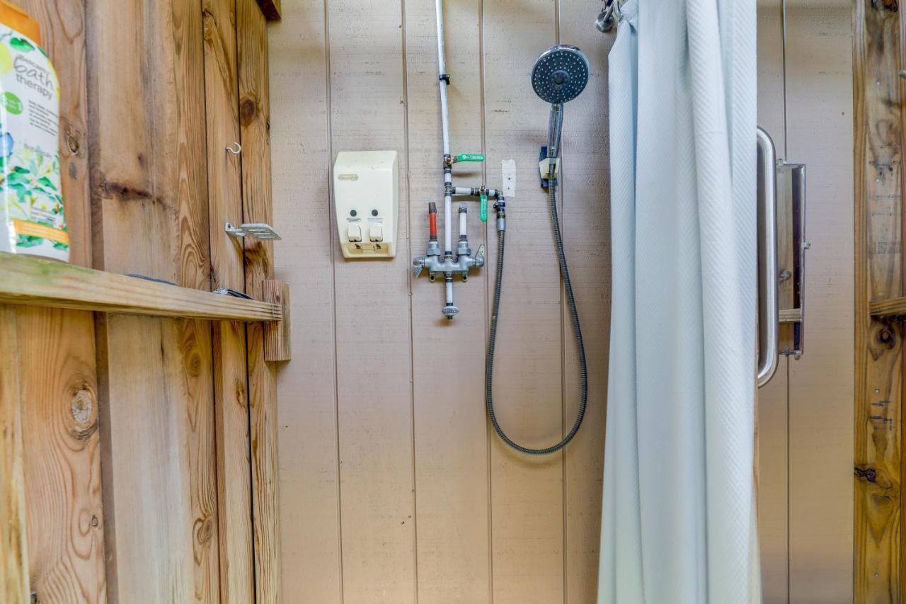 Sneads Ferry Vacation Rental Studio With Water Views Екстер'єр фото